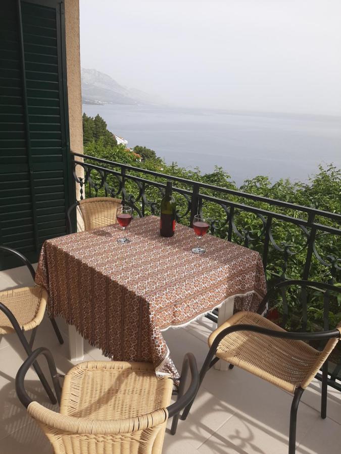 Apartman Maslina Pisak Buitenkant foto