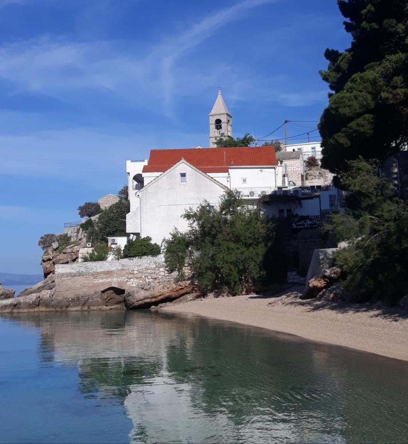 Apartman Maslina Pisak Buitenkant foto